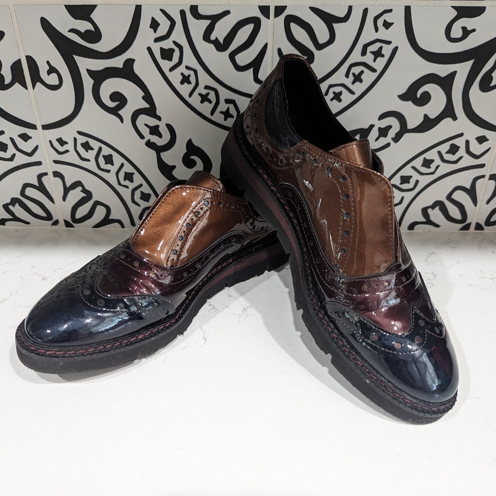 Summit by White Mountain oxfords Sz 36 Women's US 6